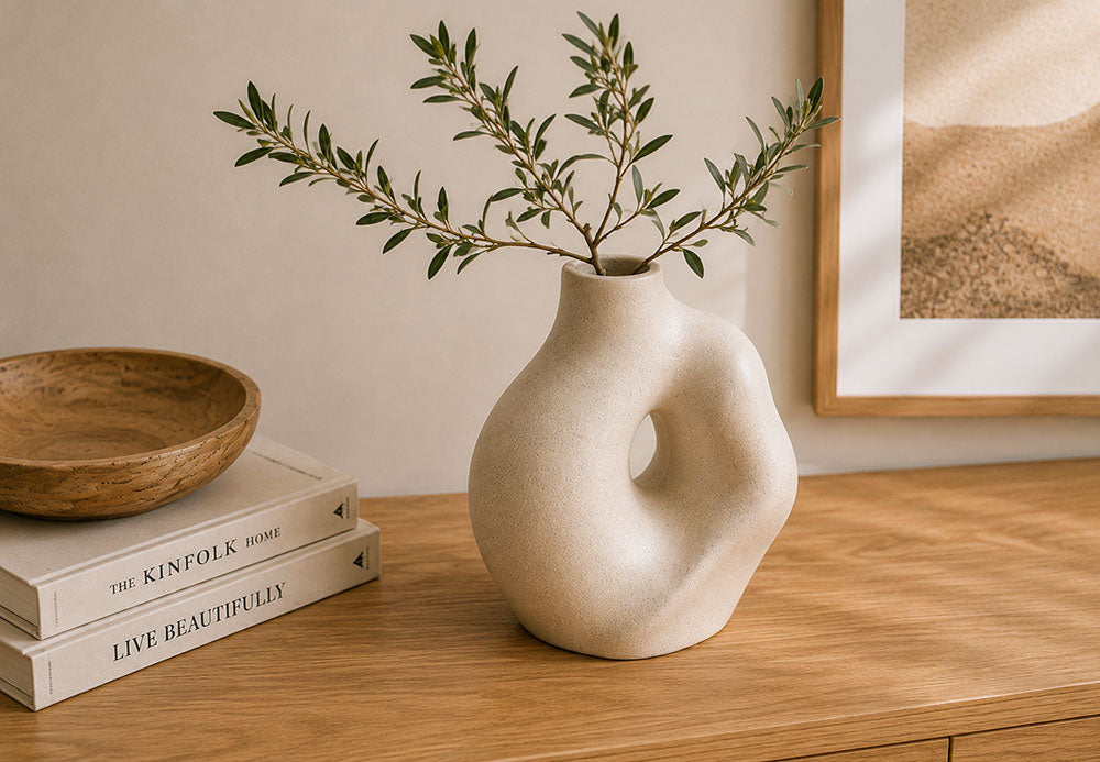 Rzeźbiarski wazon ceramiczny