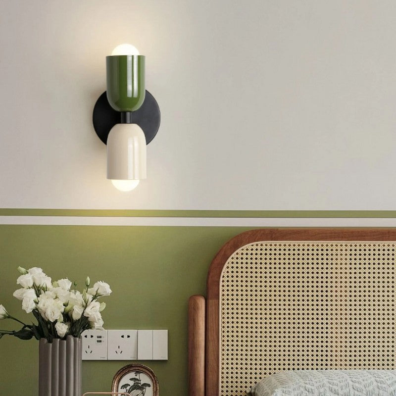 Ścienna lampa LED z dwoma kloszami