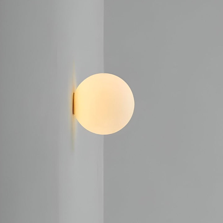 Ścienna lampa LED z okrągłym kloszem