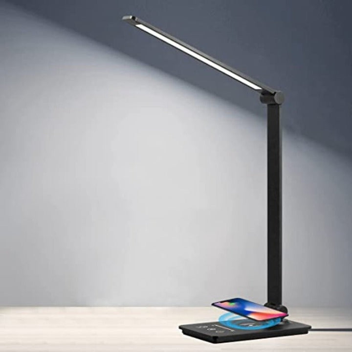 Lampa Biurkowa LED z Ładowaniem Bezprzewodowym - Czarna