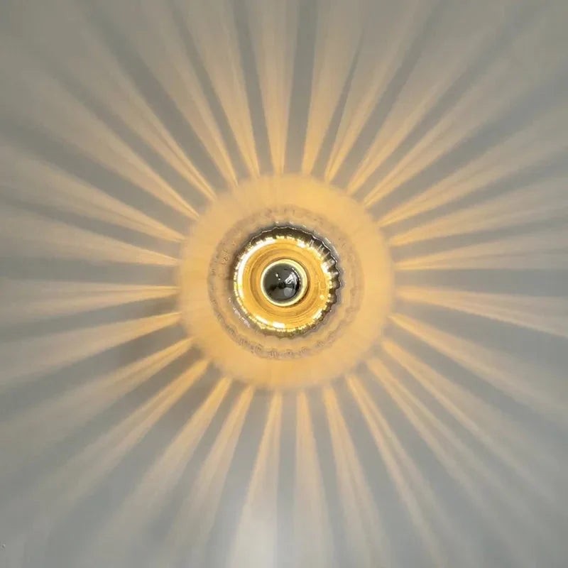Lampa Ścienna - Styl Bauhaus z Przeźroczystym Szkłem