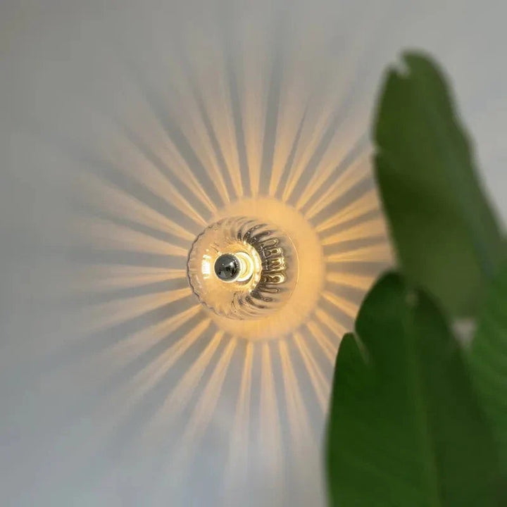Lampa Ścienna - Styl Bauhaus z Przeźroczystym Szkłem