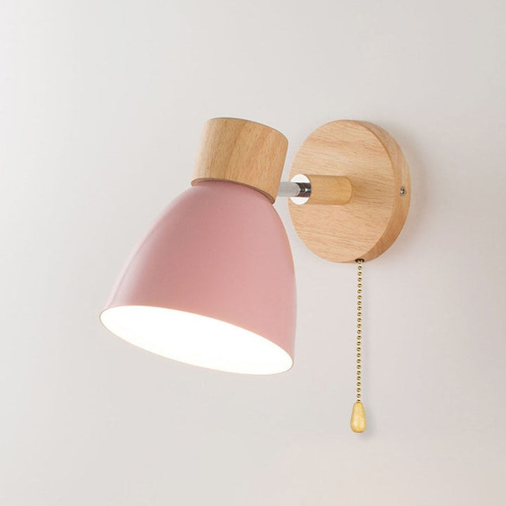 Lampa Ścienna z Abażurem Stożkowym