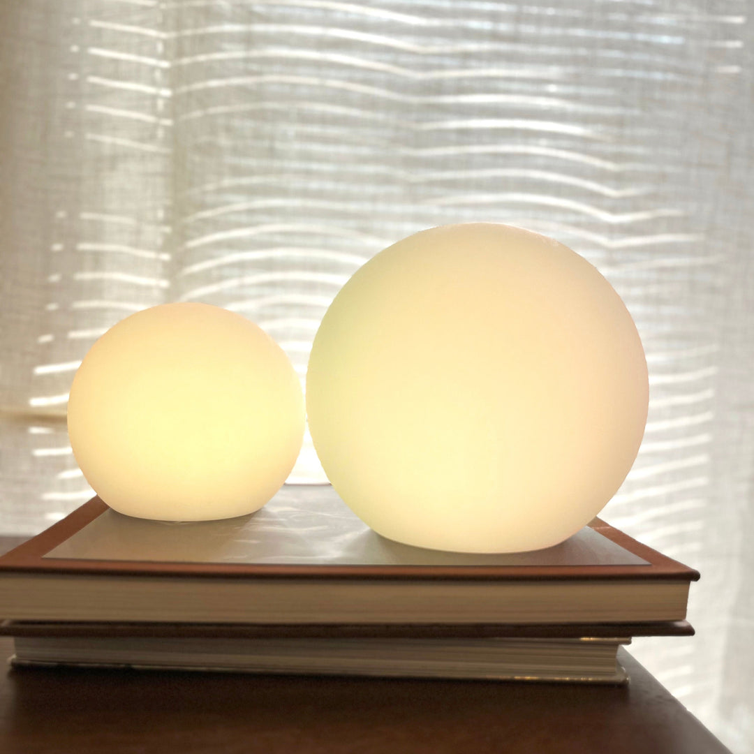 Lampa kula LED bezprzewodowa - Akumulatorowa, 16 kolorów, sterowana pilotem