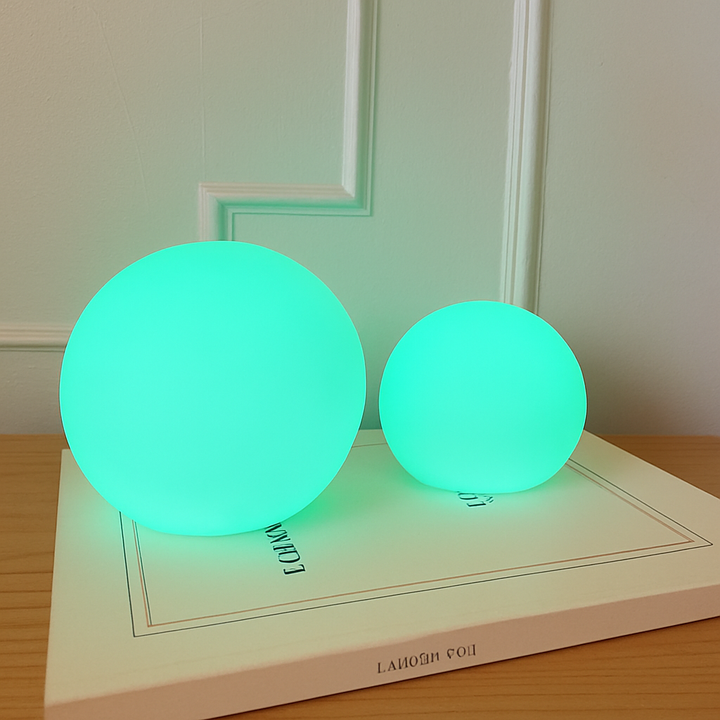 Lampa kula LED bezprzewodowa - Akumulatorowa, 16 kolorów, sterowana pilotem