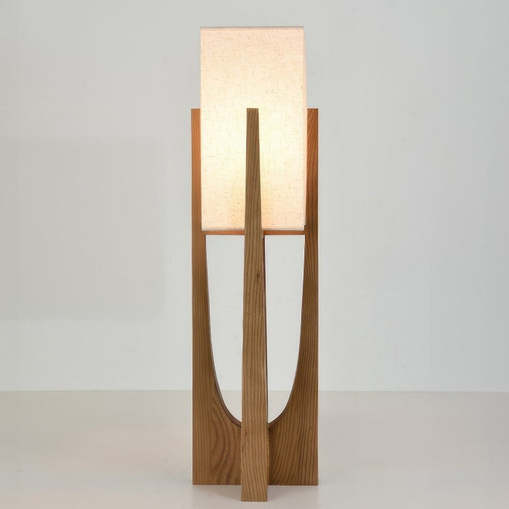 Lampa podłogowa w stylu japońskim - drewniana podstawa z abażurem