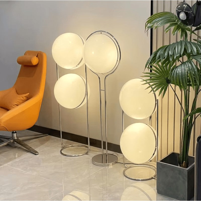 Lampa podłogowa z kulistym kloszem - Stal nierdzewna, szkło akrylowe