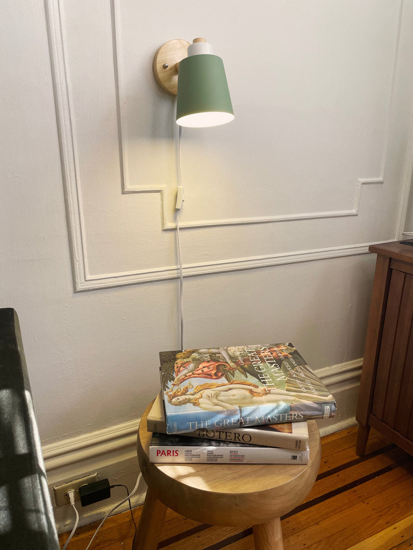 Lampa Ścienna z Obrotowym Kloszem - Metal i Drewno, Przewód z Włącznikiem, Do Czytania, Różne Kolory