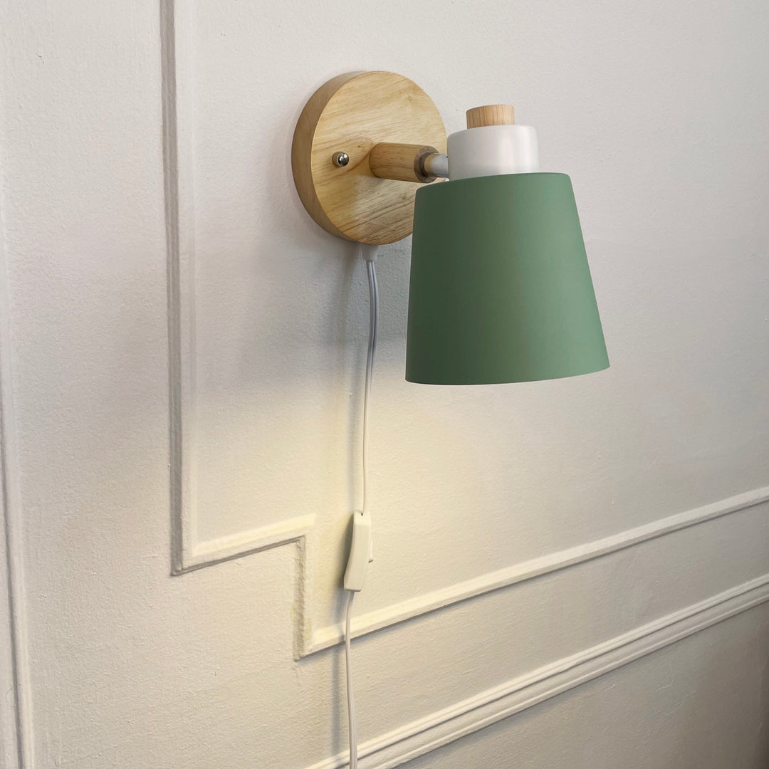 Lampa Ścienna z Obrotowym Kloszem - Metal i Drewno, Przewód z Włącznikiem, Do Czytania, Różne Kolory