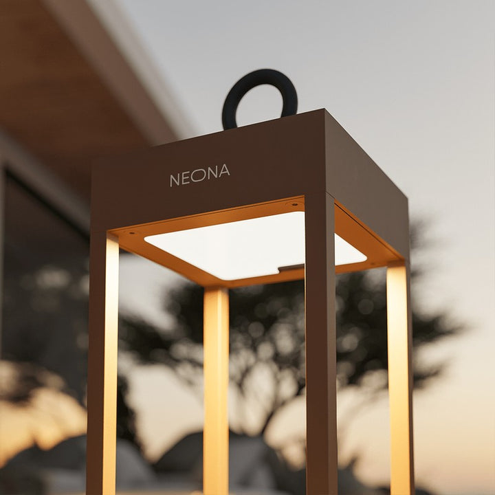 Lampa stołowa LED z dotykowym ściemniaczem - nowoczesna latarenka