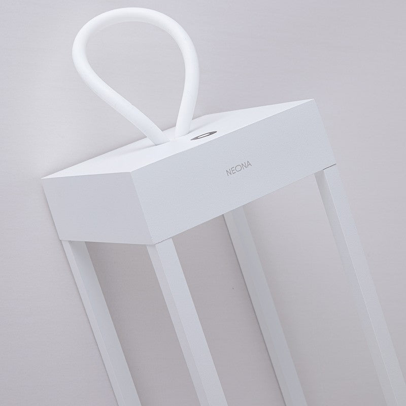 Lampa stołowa LED z dotykowym ściemniaczem - nowoczesna latarenka