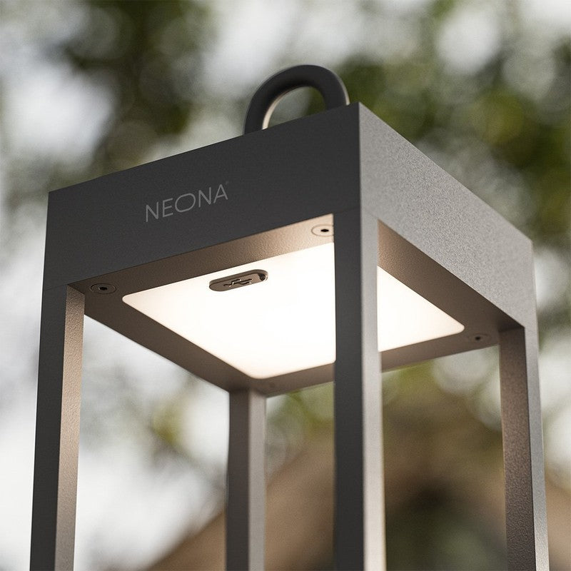 Lampa stołowa LED z dotykowym ściemniaczem - nowoczesna latarenka