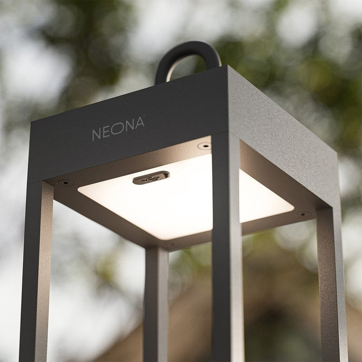 Lampa stołowa LED z dotykowym ściemniaczem - nowoczesna latarenka