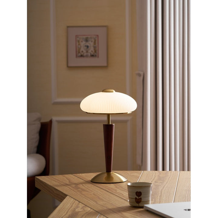 Lampa stołowa - styl mid-century modern