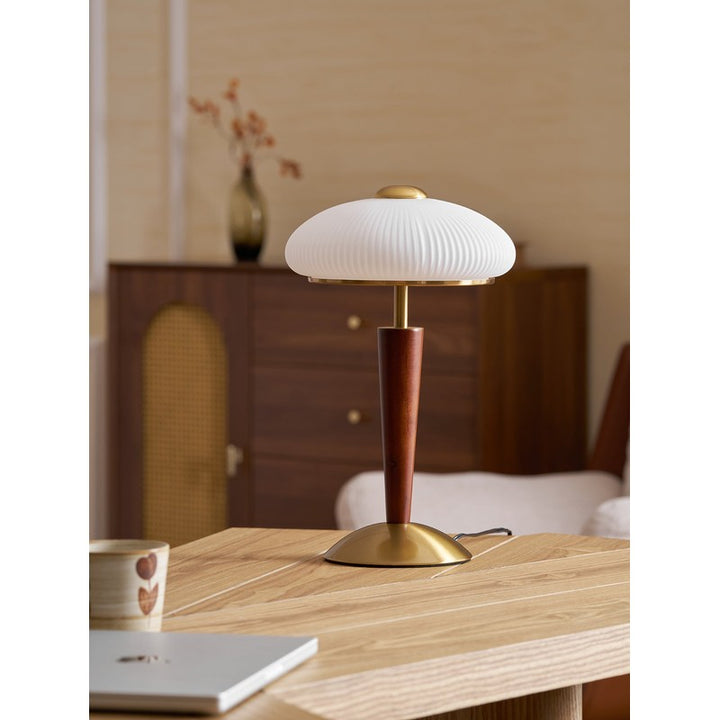 Lampa stołowa - styl mid-century modern