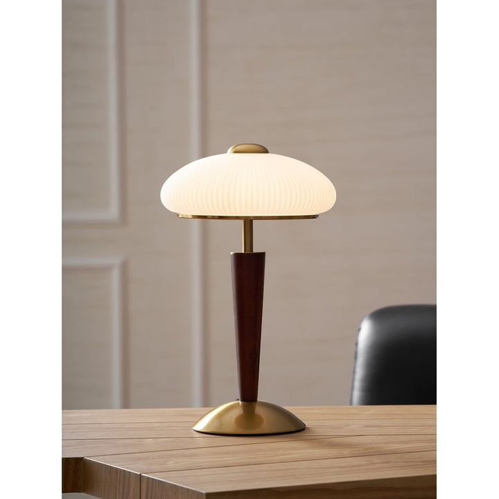 Lampa stołowa - styl mid-century modern