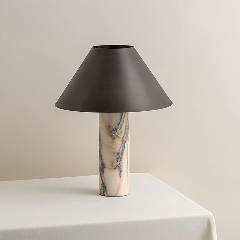 Lampa stołowa z marmurową podstawą i stożkowym kloszem