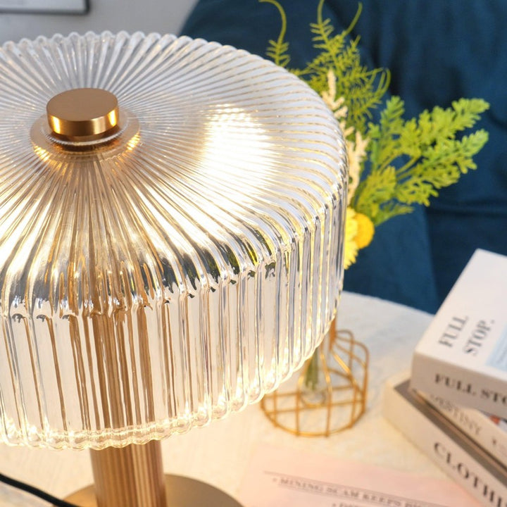 Lampa Stojąca Renato - Cylindryczny Abażur z Żłobkowaniem
