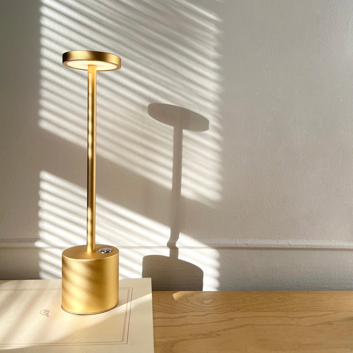 Lampa Stołowa Bezprzewodowa LED - Aluminiowa, Akumulatorowa USB, 3 Poziomy Jasności, Złota, Srebrna lub Czarna