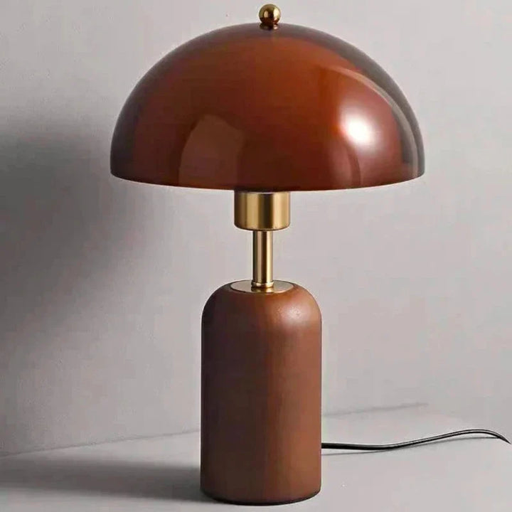 Lampa stołowa z bursztynowym kloszem - Półkopułowy klosz akrylowy, drewniana podstawa