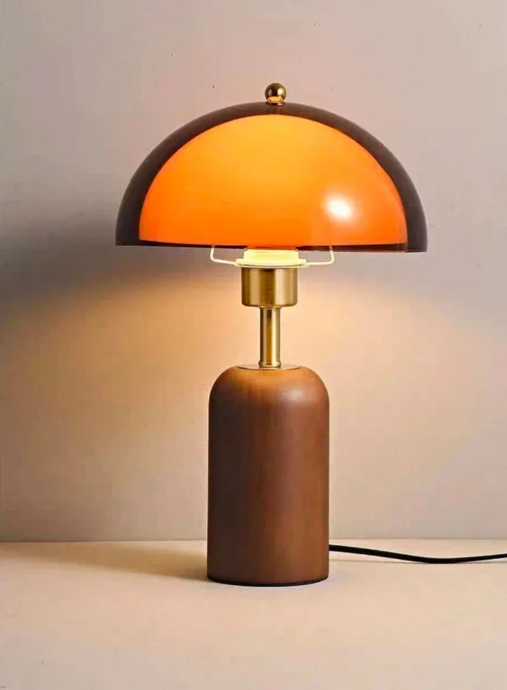 Lampa stołowa z bursztynowym kloszem - Półkopułowy klosz akrylowy, drewniana podstawa