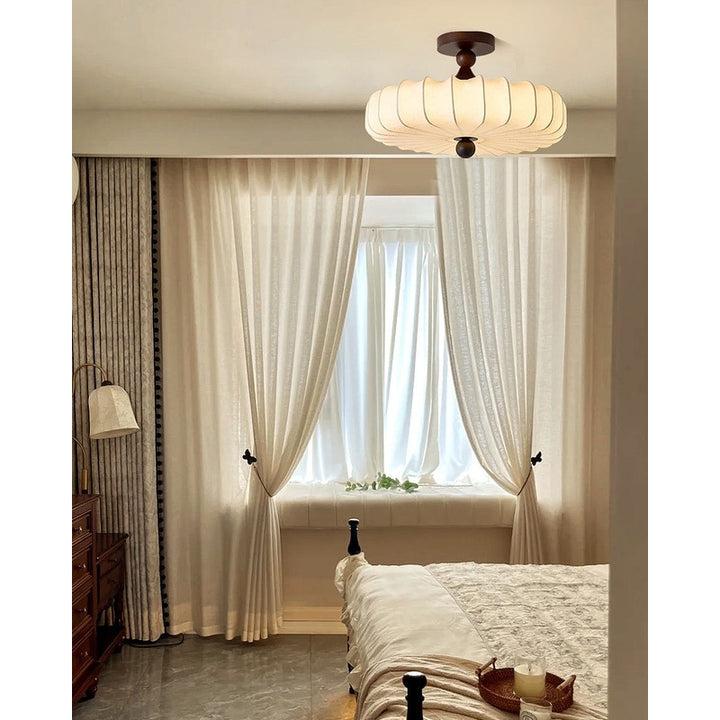 Lampa sufitowa Anela - segmentowany klosz z motywem botanicznym