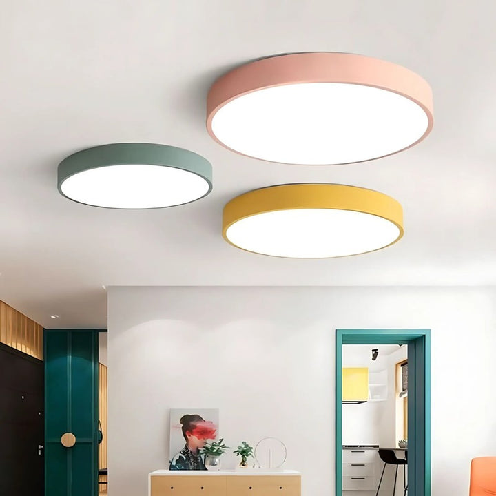Lampa sufitowa LED - Okrągły kształt z akcentem drewna