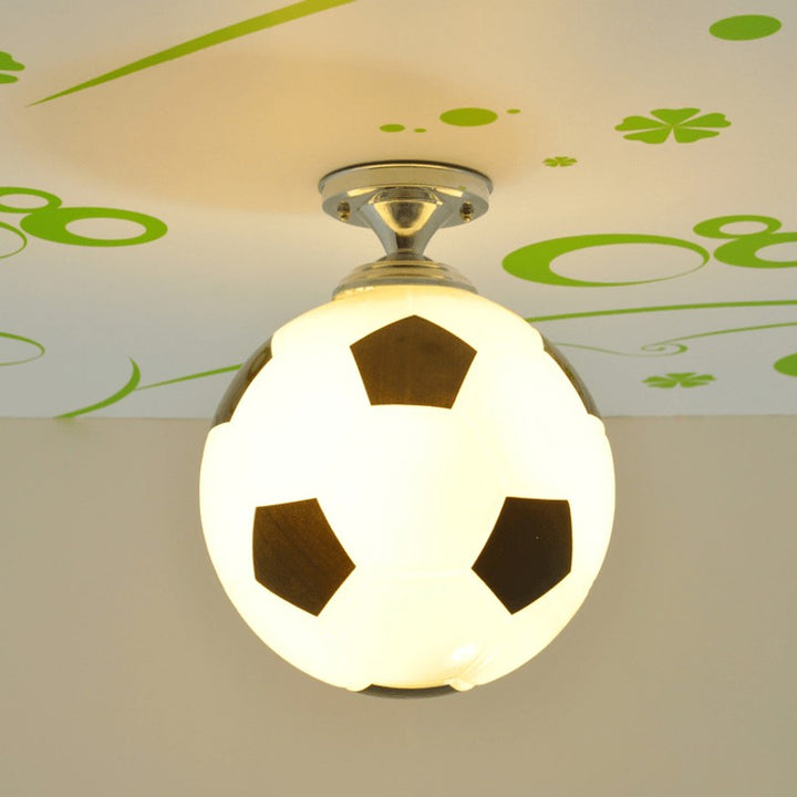 Lampa wisząca dla dzieci - wzór piłki nożnej i koszykowej
