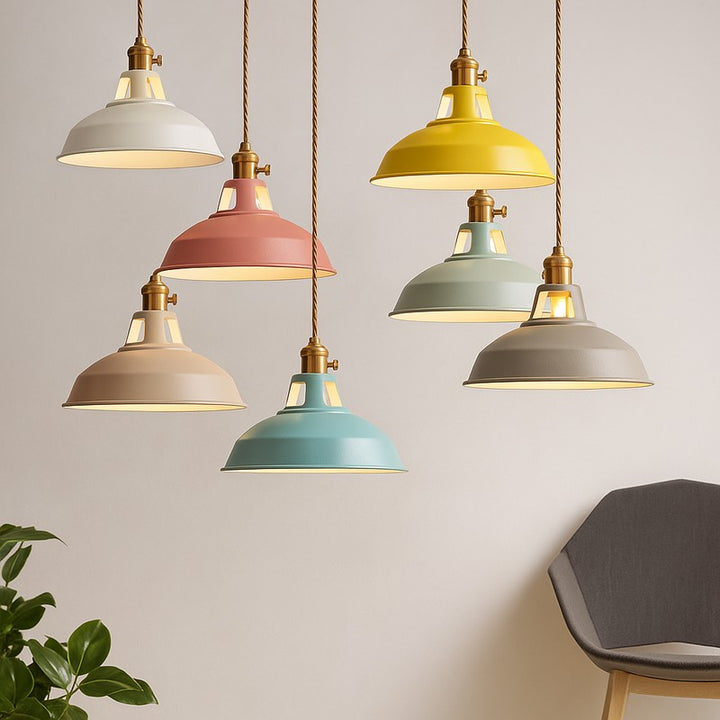Lampa Wisząca z Abażurem w Kształcie Kopuły