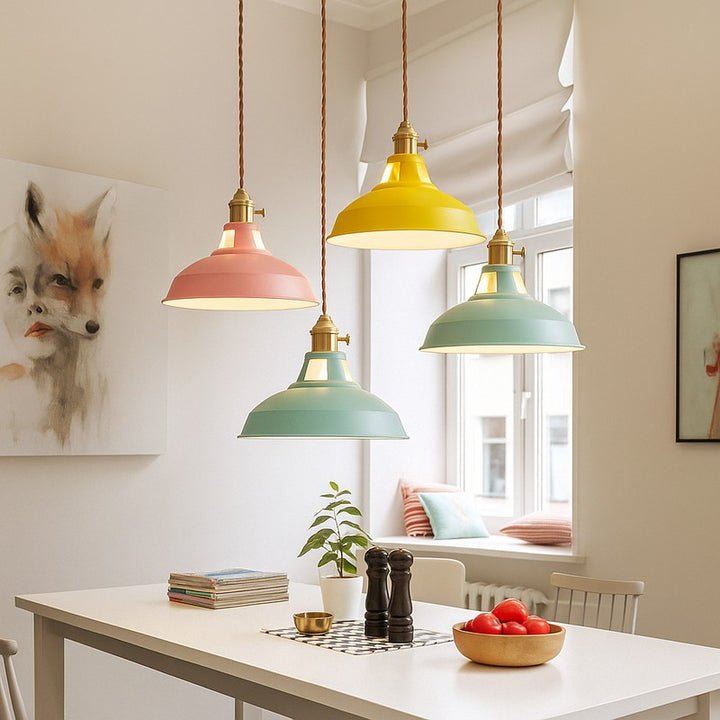Lampa Wisząca z Abażurem w Kształcie Kopuły