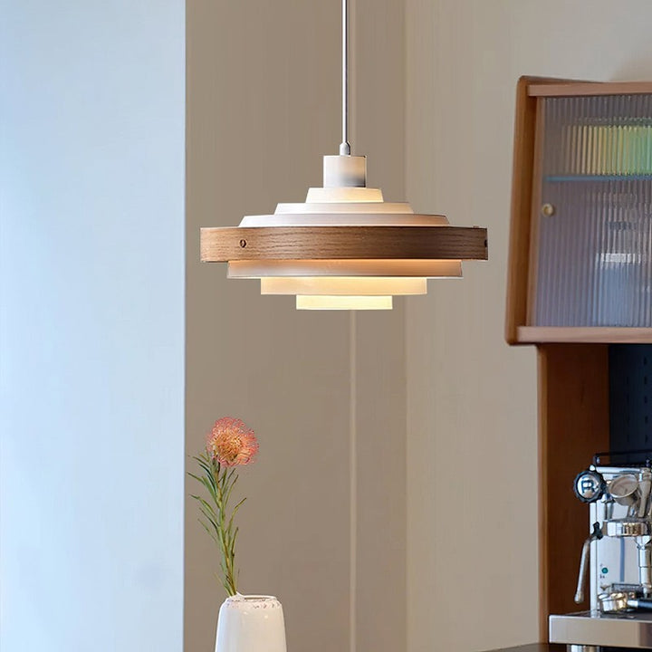 Lampa Wisząca z Poziomymi Pierścieniami - Nowoczesna
