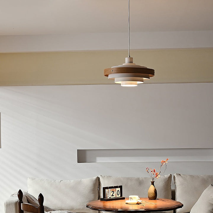 Lampa Wisząca z Poziomymi Pierścieniami - Nowoczesna