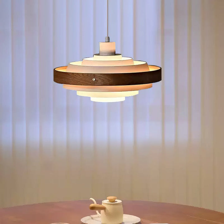 Lampa Wisząca z Poziomymi Pierścieniami - Nowoczesna