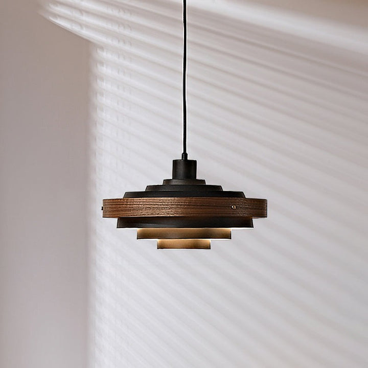 Lampa Wisząca z Poziomymi Pierścieniami - Nowoczesna