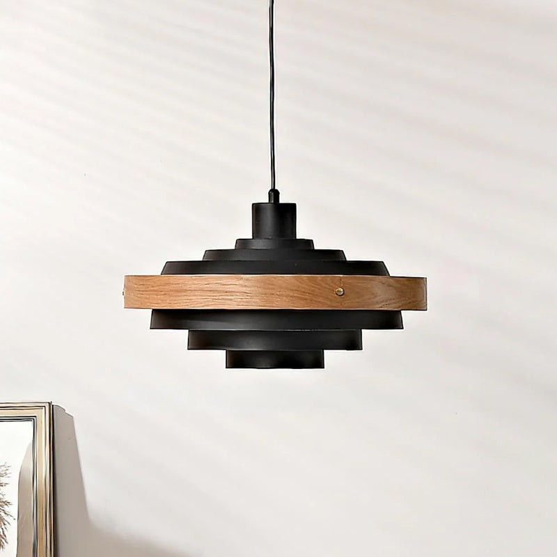 Lampa Wisząca z Poziomymi Pierścieniami - Nowoczesna