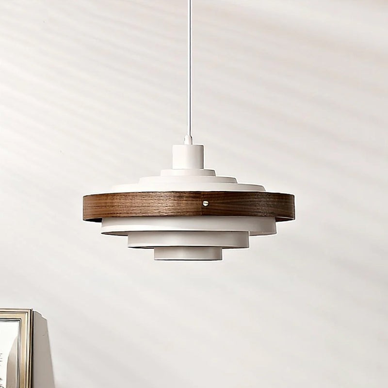 Lampa Wisząca z Poziomymi Pierścieniami - Nowoczesna