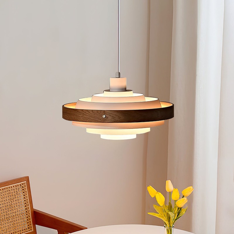 Lampa Wisząca z Poziomymi Pierścieniami - Nowoczesna