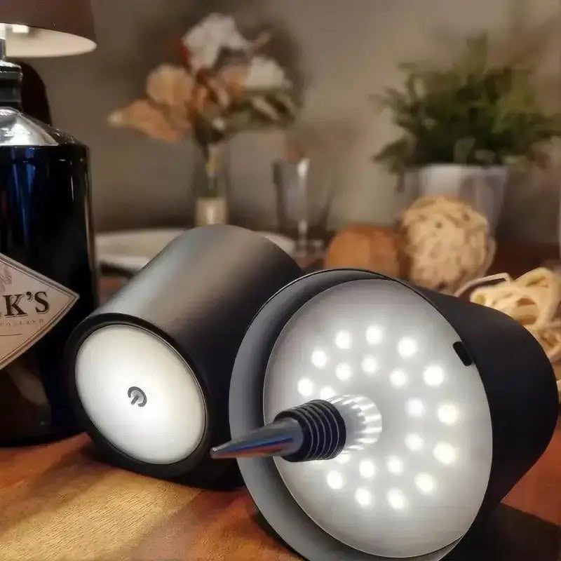 Stolowa lampa LED z funkcją przyciemniania - z korkiem do butelki